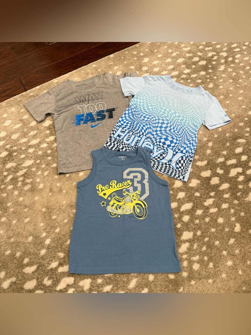 Boys Bundle (3) Graphic Everyday Play Tees - Gray/Blue. Size 4
